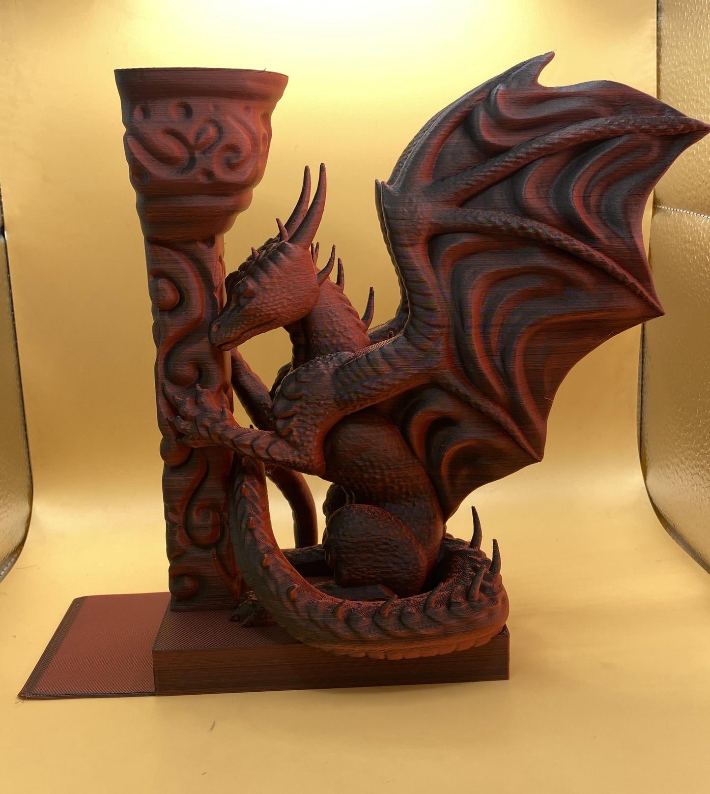 3D Printed Dragon Bookends: Fantasy Bookshelf Decor