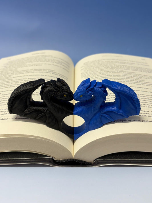 Dragon lovers page holder